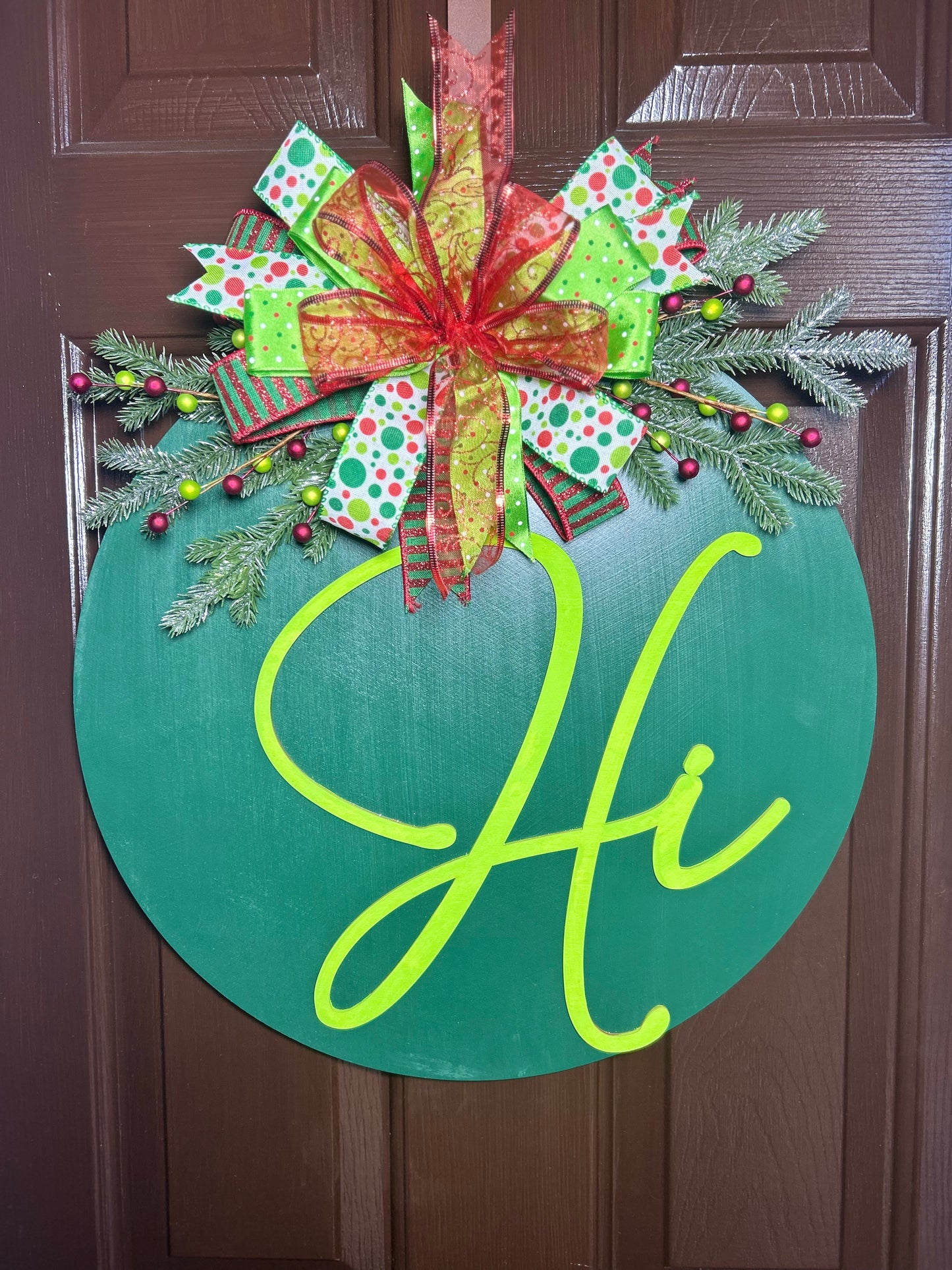 "Hi" Green on Green Door Hanger (Large - 18")