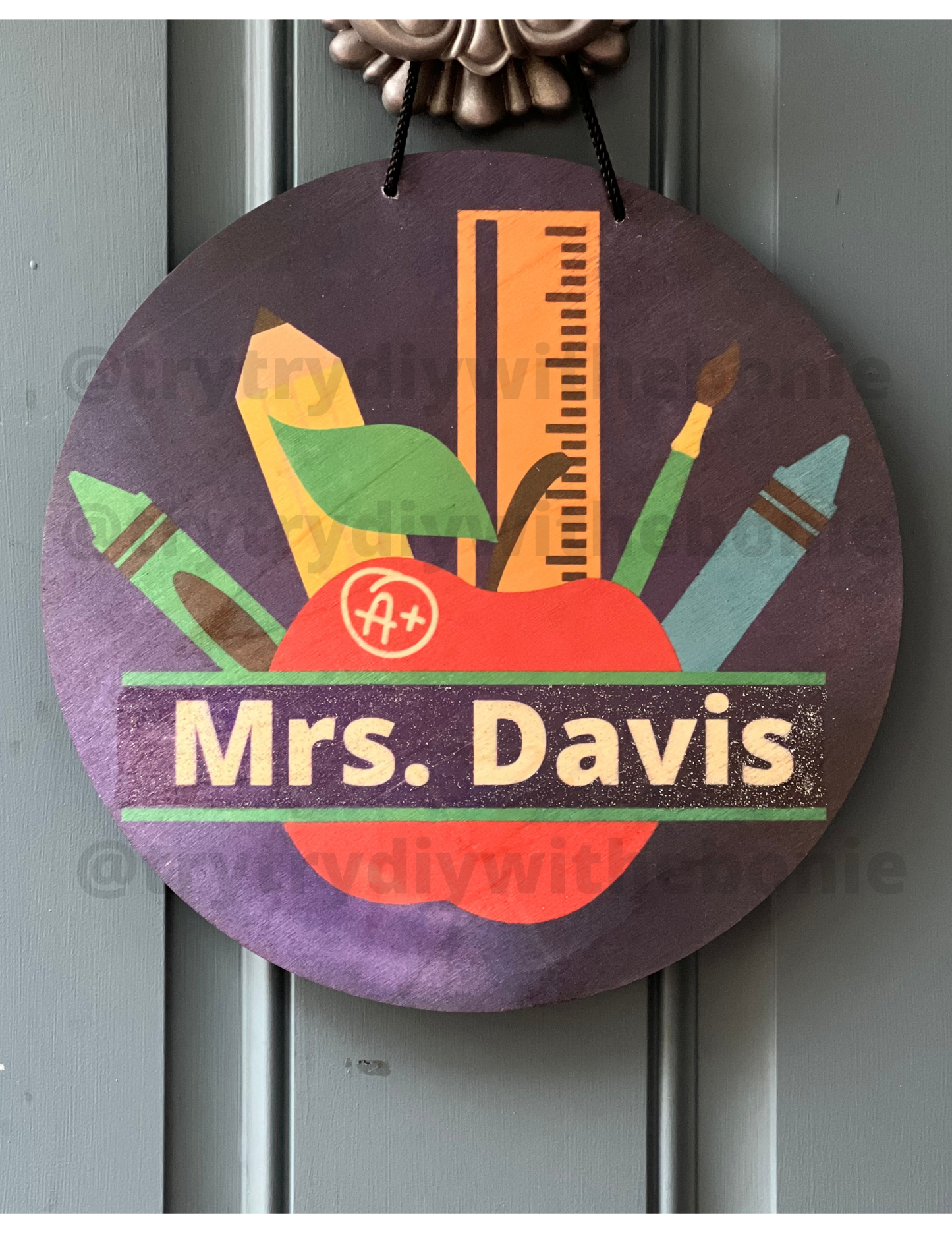 DOUBLE-SIDED Decorative Door Hangers